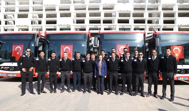 Antalya Büyükşehir'den Ulaşım Filosuna Takviye: 19 Hibrit Otobüs Sahada