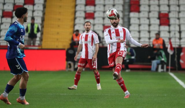 Hesap.com Antalyaspor, Kupaya Puansız Veda Etti
