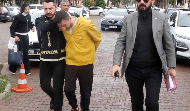 'Kız Arkadaşımla Neden Görüşüyorsun' Tartışmasında Yaralandı