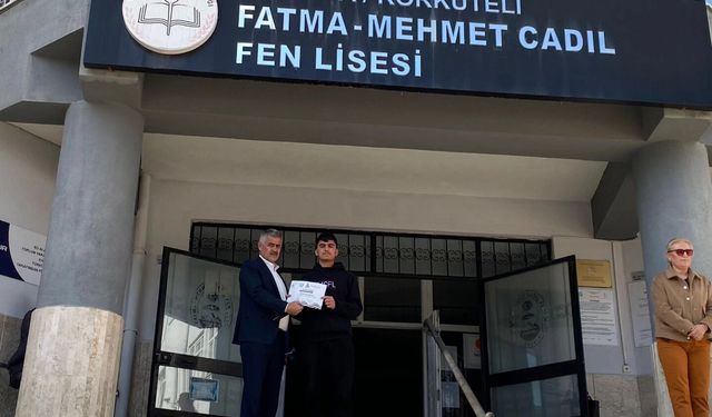 Korkutelili Öğrenci ABD'den Madalyayla Döndü