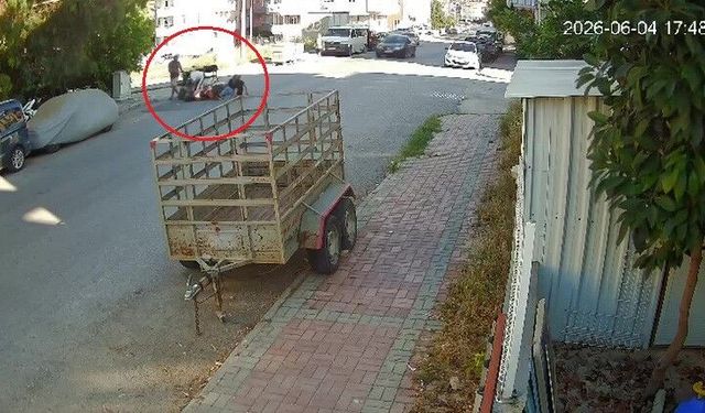 Motorlu ve Elektrikli Bisiklet Çarpıştı: 4 Yaşındaki Çocuk Yaralandı