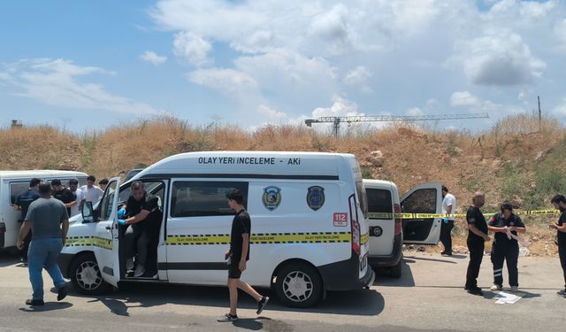Araçta ölü bulunan kişinin yakınları sinir krizi geçirdi