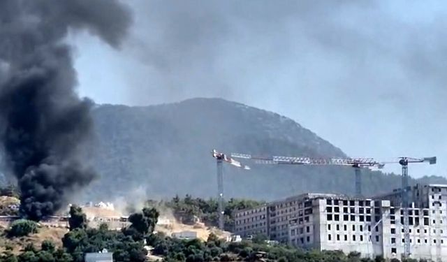 İnşaat borularındaki yangın yatakhaneye sıçradı