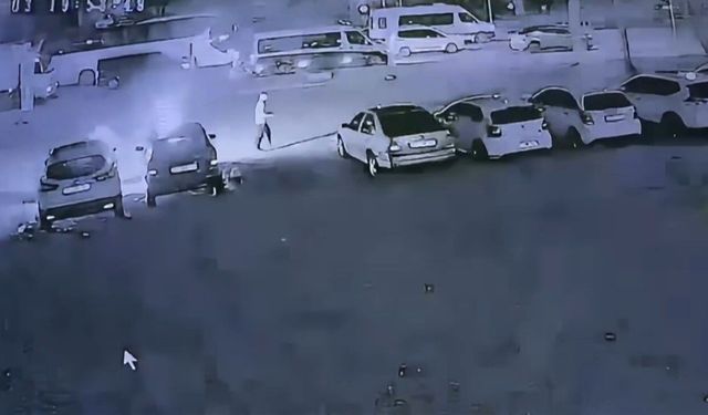 Antalya’da oto galeriyi kundaklayan şüpheli tutuklandı