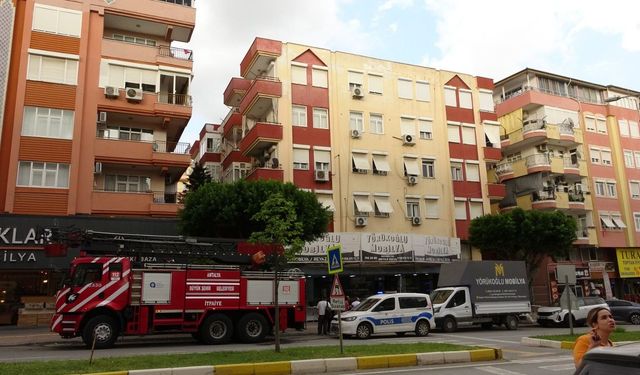 Uyuyakalan genç ekipleri alarma geçirdi
