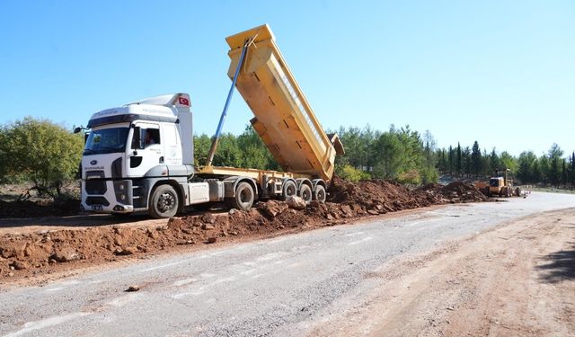 Kepez Belediyesi'nden Aktoprak Mahallesi'nde yol düzenlemesi