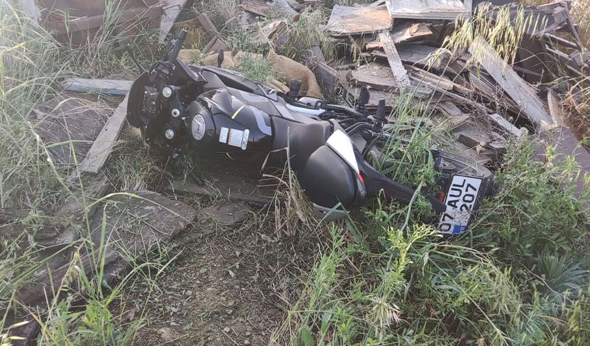 Kuaför çift motosiklet kazasında yaralandı