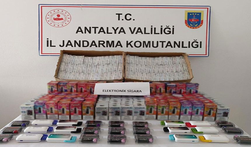 850 adet kaçak elektronik sigara ele geçirildi