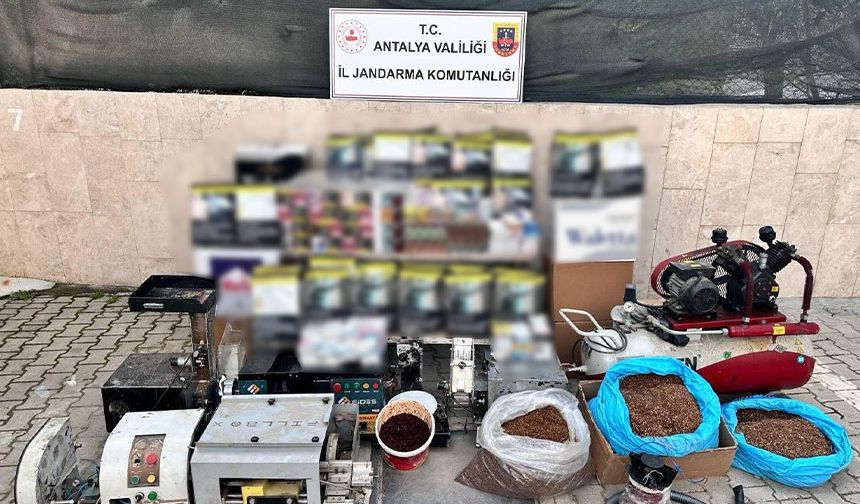 Korkuteli'nde jandarma baskını