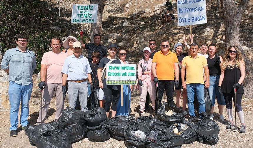 Kemer'de temizlik