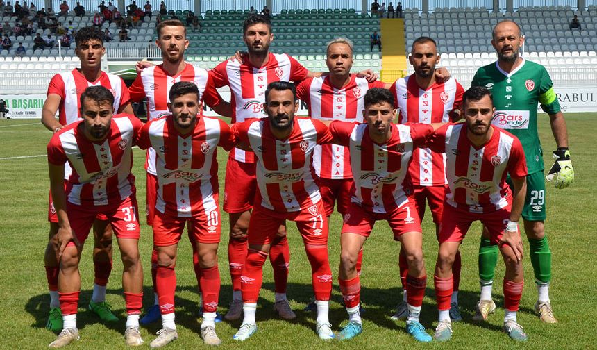 Kumluca Belediyespor ligde kalmayı başardı