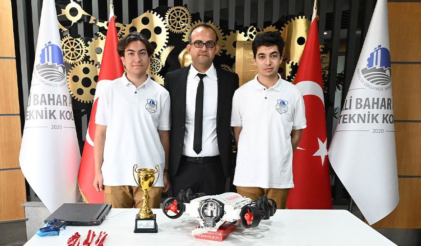 OSB'li öğrencilerden büyük başarı
