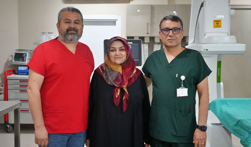 Yürüyemeyen hastalar ayağa kalkıyor