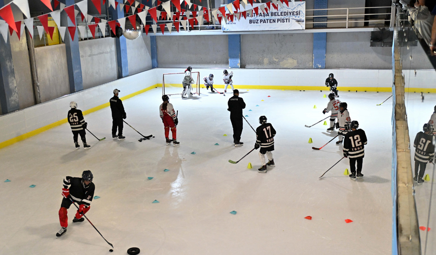 Buz Hokeyi Kampı İlk Kez Antalya’da
