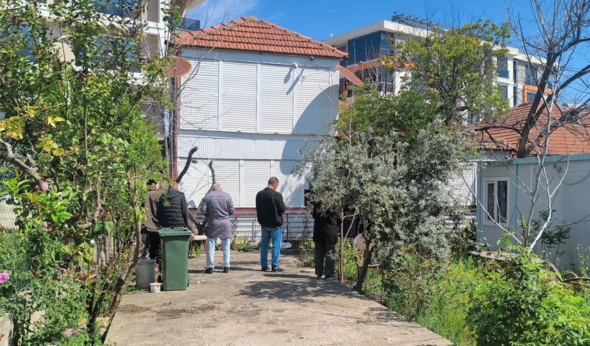 15 Gün Önce Anjiyo Olan Kişi Evinde Ölü Bulundu