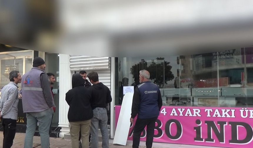 Kuyumcu 50 milyonla kayıplara karıştı