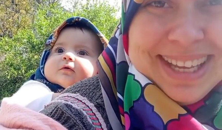 Anne ve Minik Gökçe’nin Köy Yaşamı İlgi Odağı Oldu