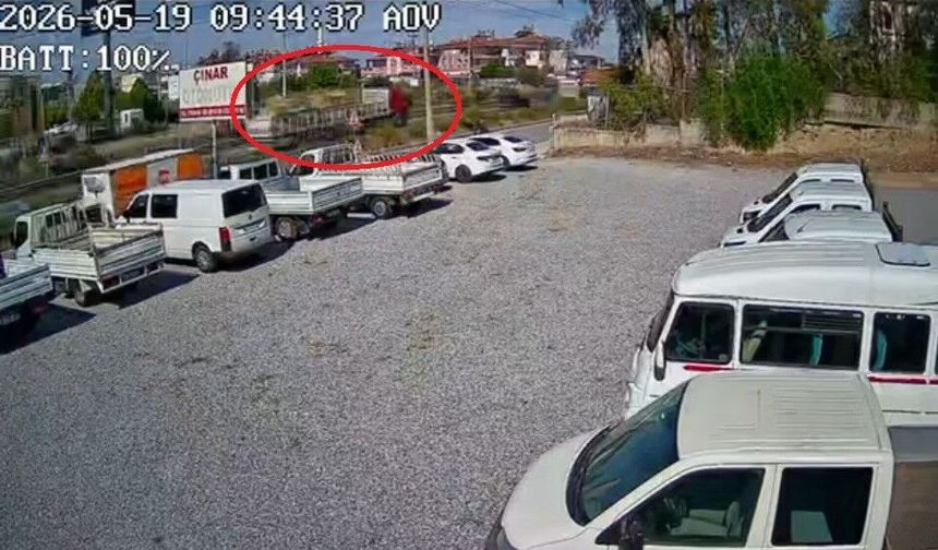 Manavgat'ta Kamyonun Çarptığı Yaya Hayatını Kaybetti