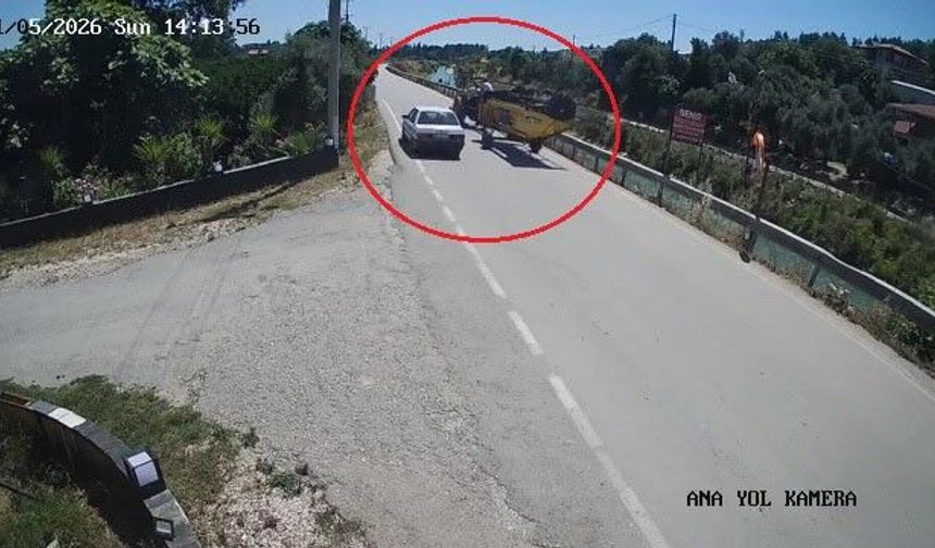 Traktörün Altında Kalmaktan Son Anda Kurtuldular