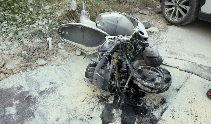 Park ettiği motosiklet alev topuna döndü