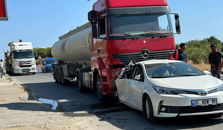 Tanker ile otomobil çarpıştı: 2 yaralı