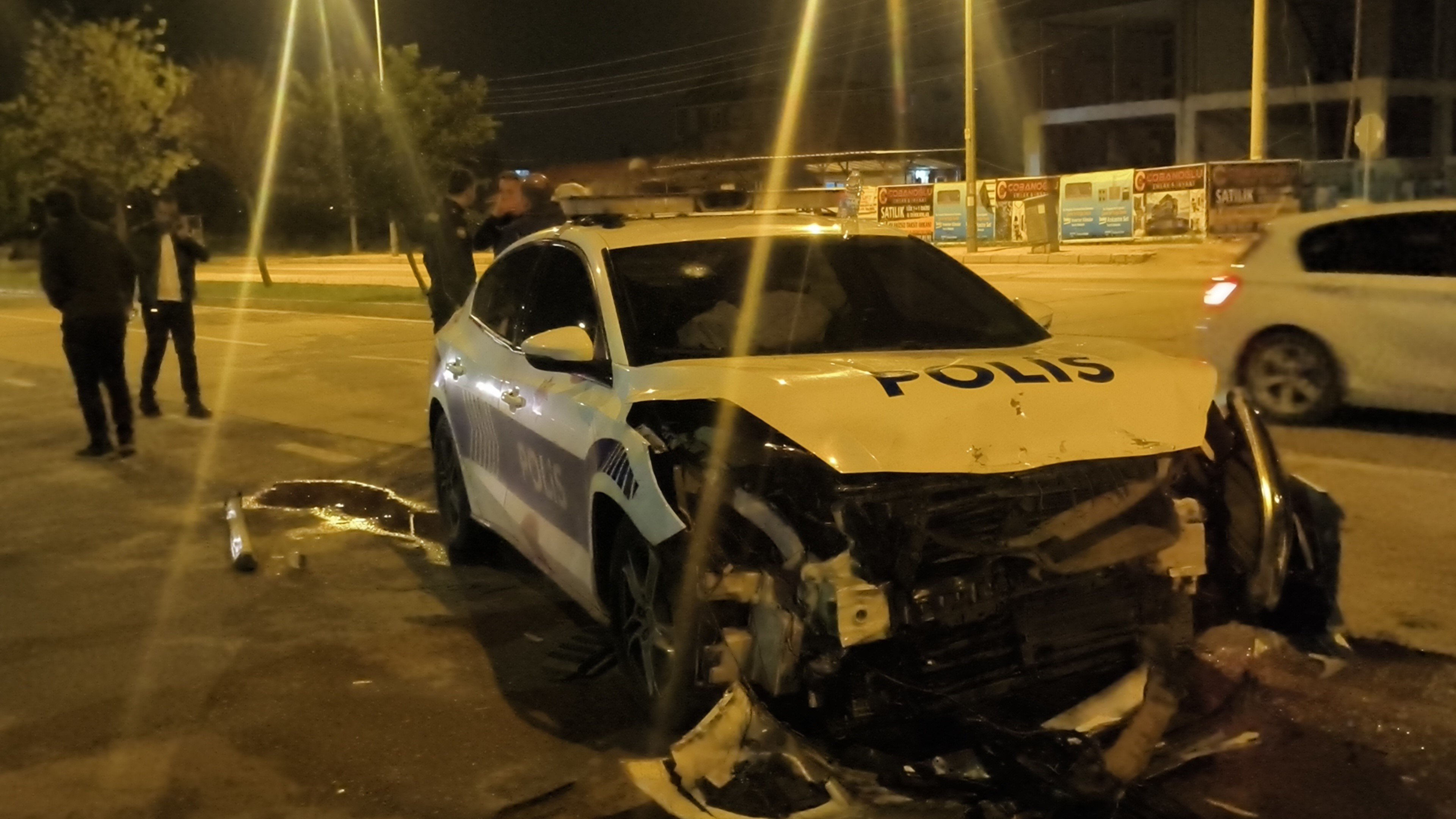 Polise Çarpıp Kaçtı, Park Halinde Bulundu