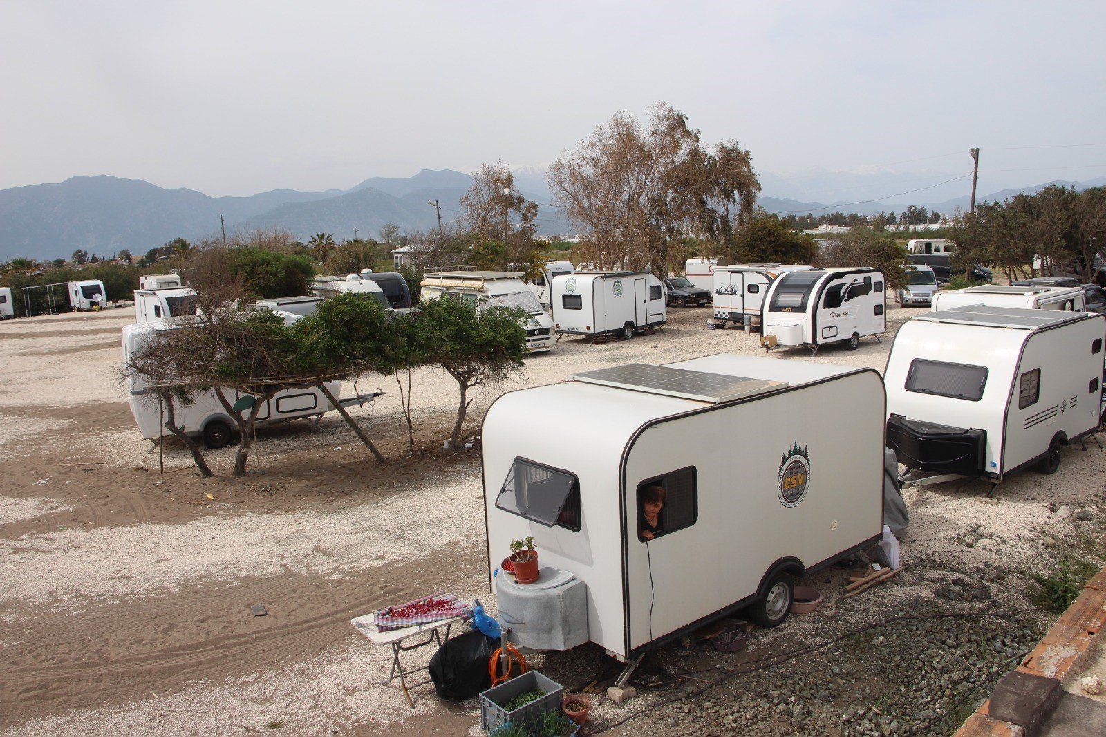 Kumluca’da Karavan Konaklaması Yasaklandı