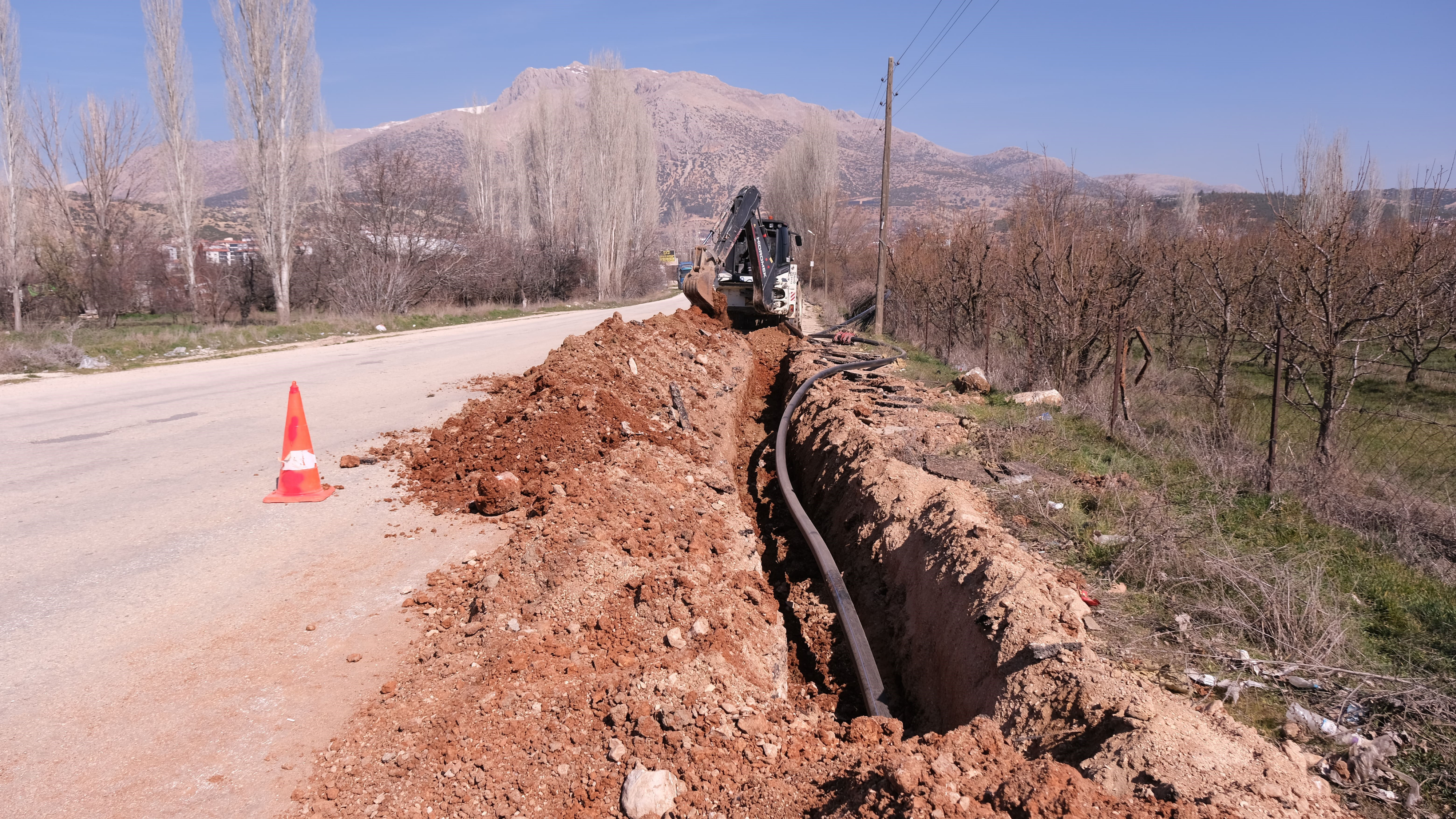 ASAT'tan Elmalı'da Asfalt Öncesi Altyapı Yatırımı