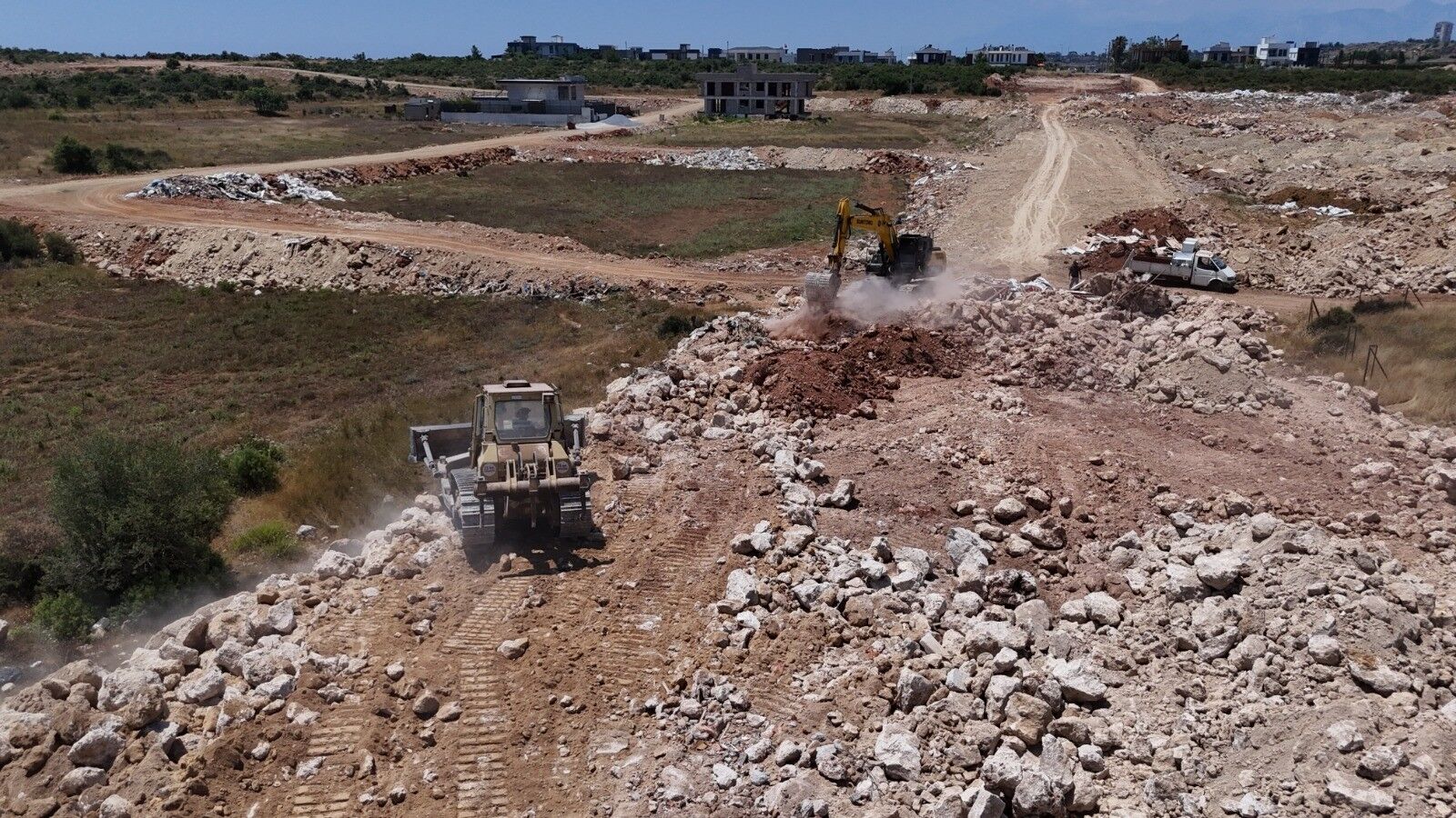 Aksu’da Yeni İmar Yolu Çalışmaları
