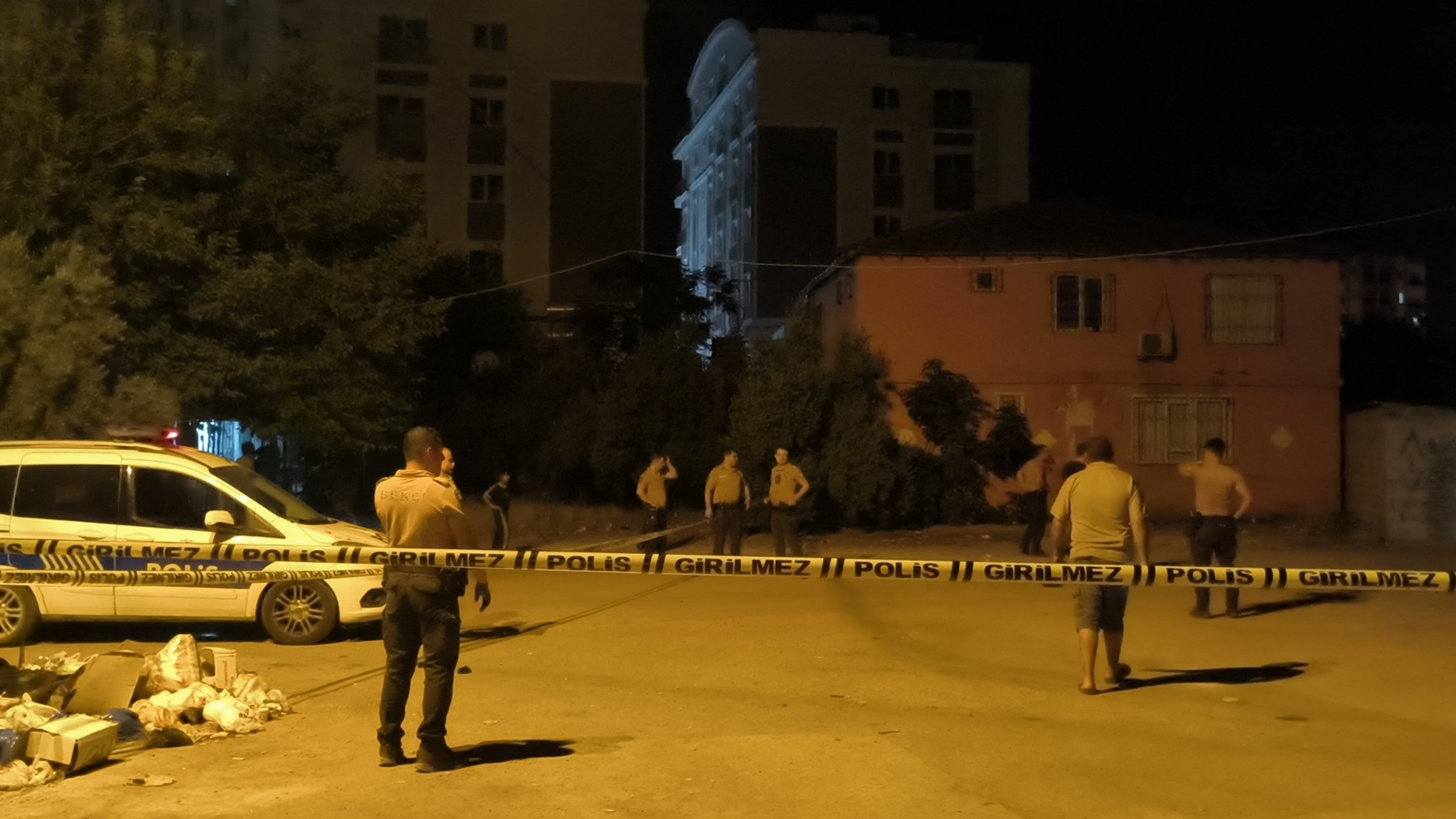 Antalya’da İki Grup Arasında Kavga: 3 Yaralı