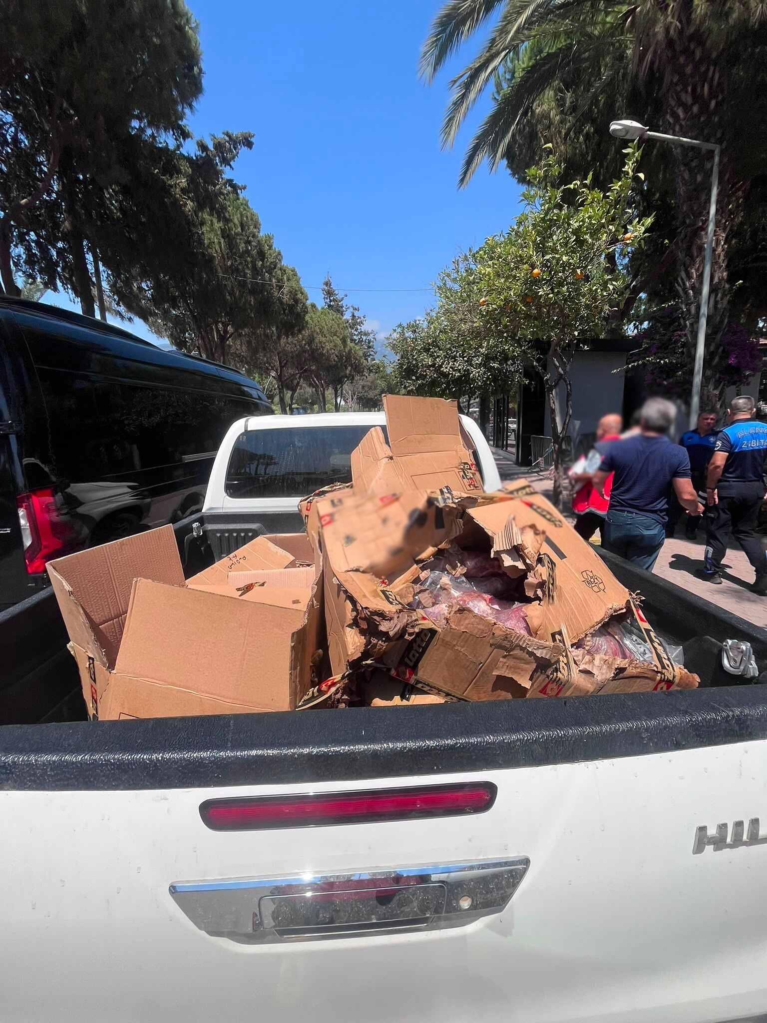 Halk sağlığını tehdit eden 300 kilogram et imha edildi