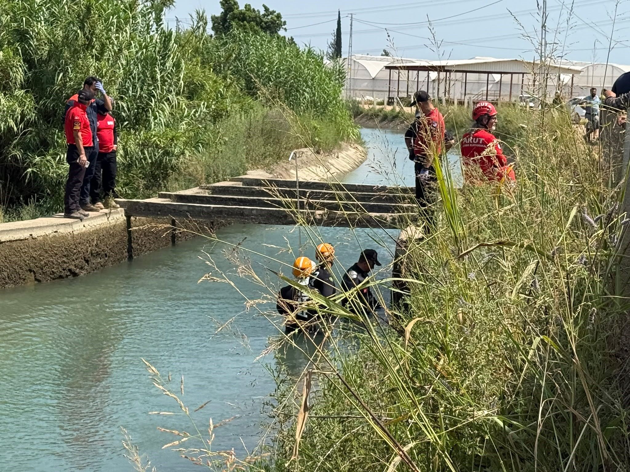 Sulama kanalında aranan sera işçisinden acı haber