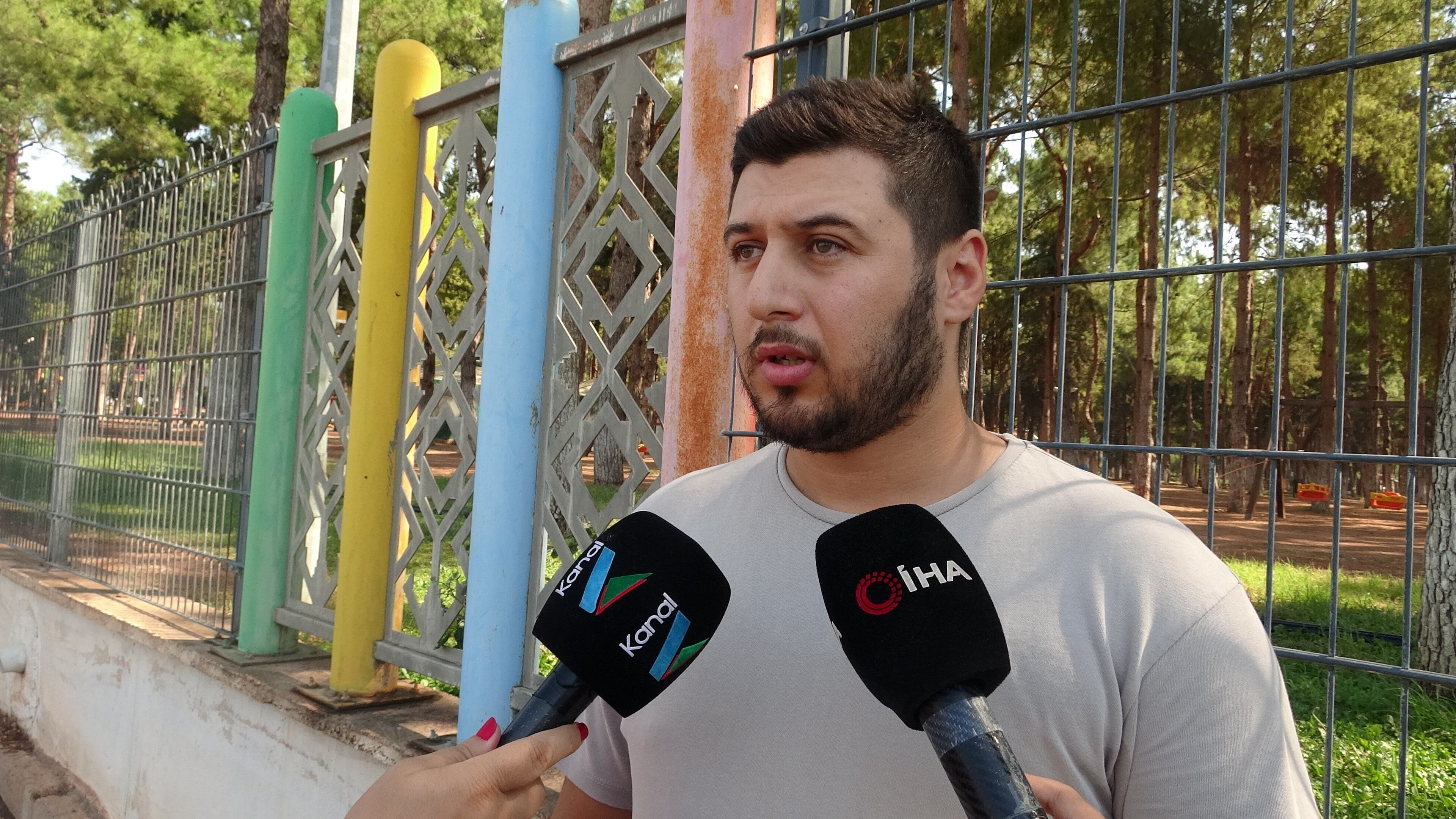 Sipariş almaya gitti, bıçaklı saldırıya uğradı