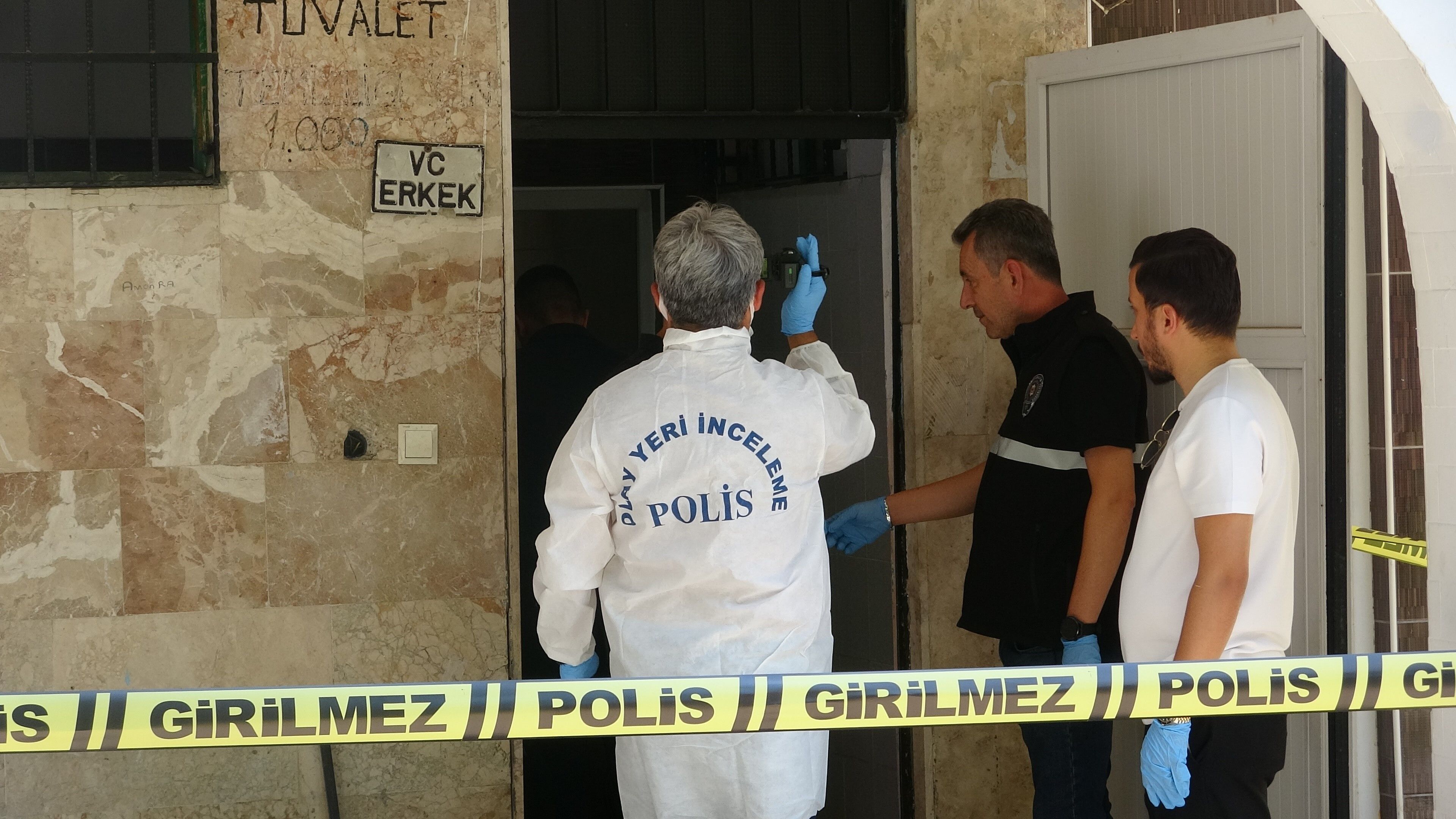 Cami tuvaletinde cansız bedeni bulundu