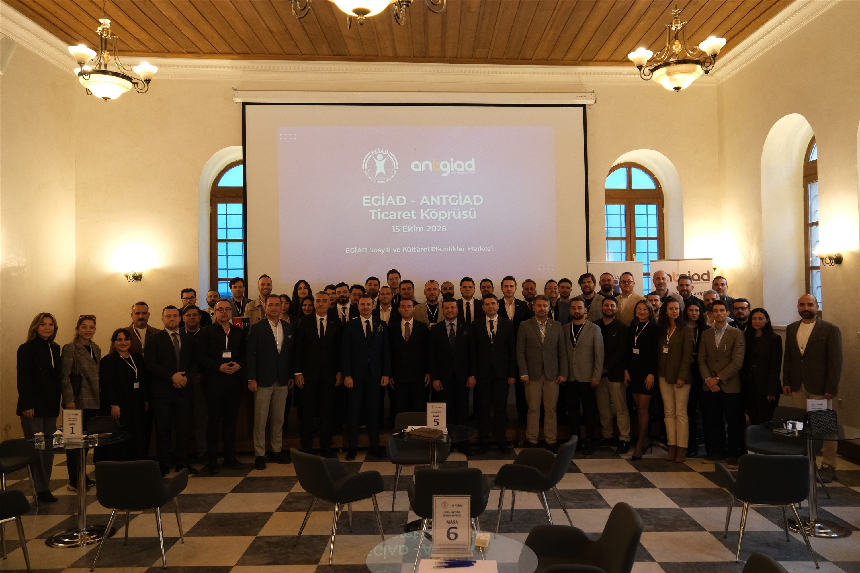 ANTGİAD, Antalya iş dünyasına yeni ticaret kapıları açıyor